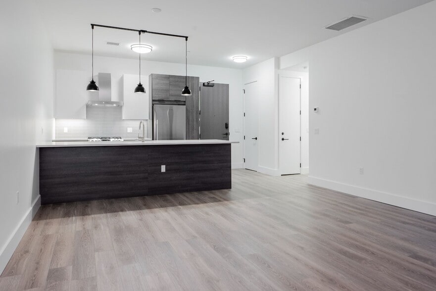 Building Photo - The Mill