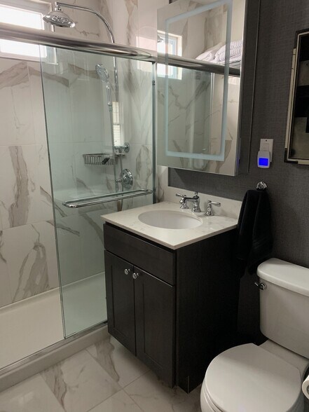 Bathroom - 86 Lancaster Rd