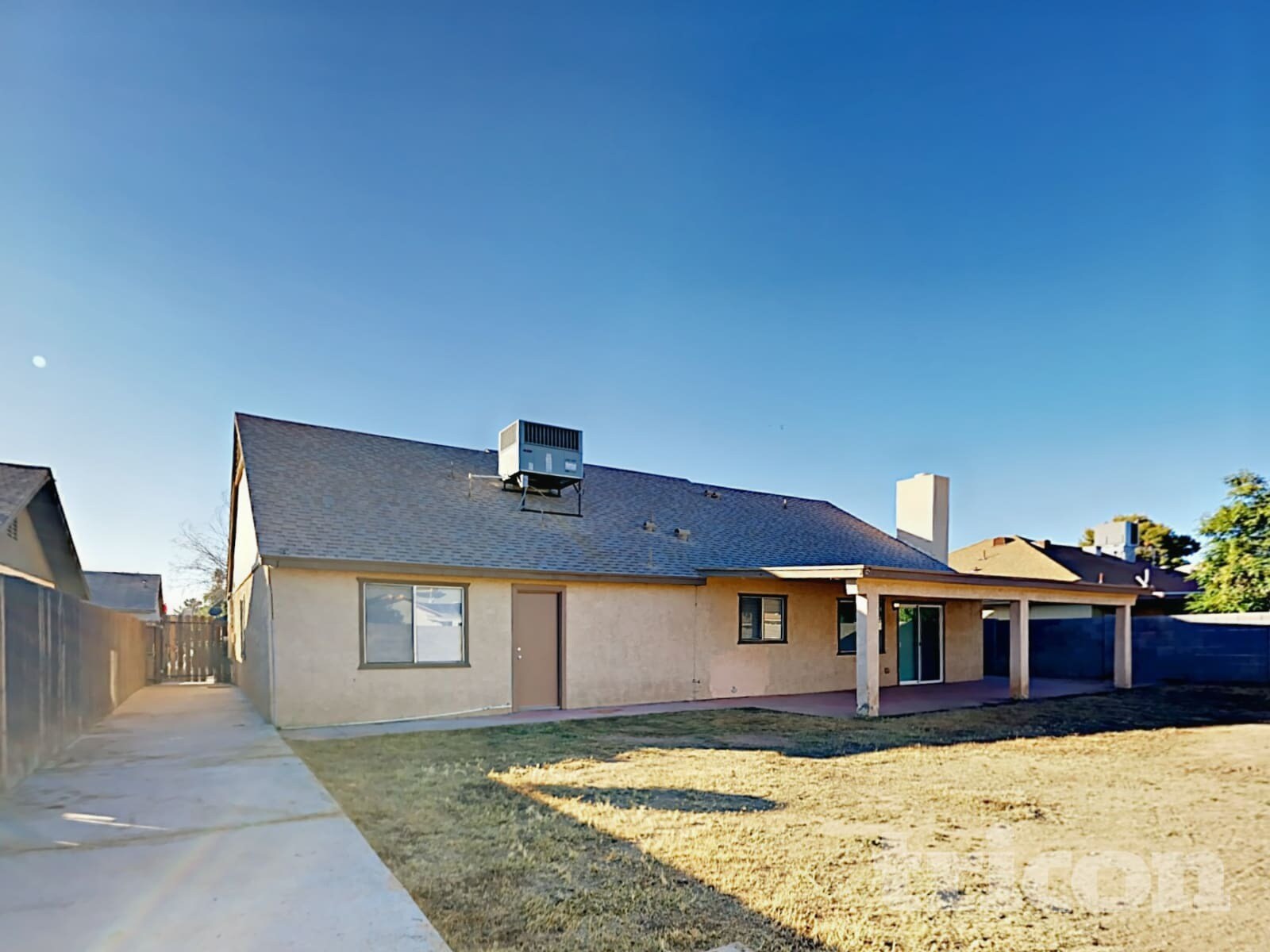 Building Photo - 6908 W Denton Ln