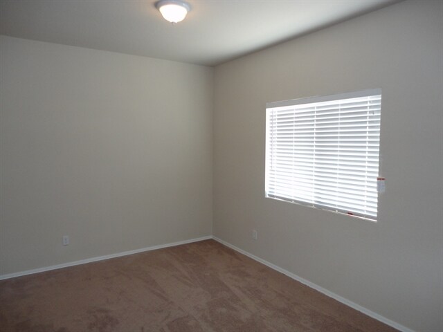 Building Photo - 6506 S 10th Dr