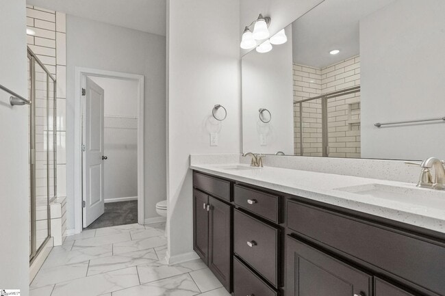 Building Photo - 829 Appleby Dr