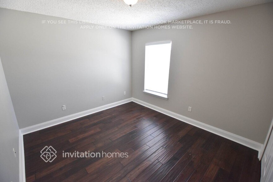 Building Photo - 513 Cricket Cove Ct