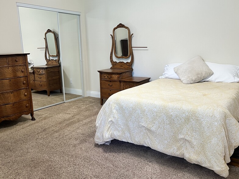 2nd bedroom - 17738 Valle de Lobo Dr