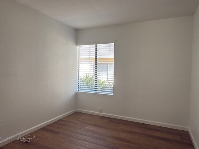 Building Photo - 3978 Camino Lindo