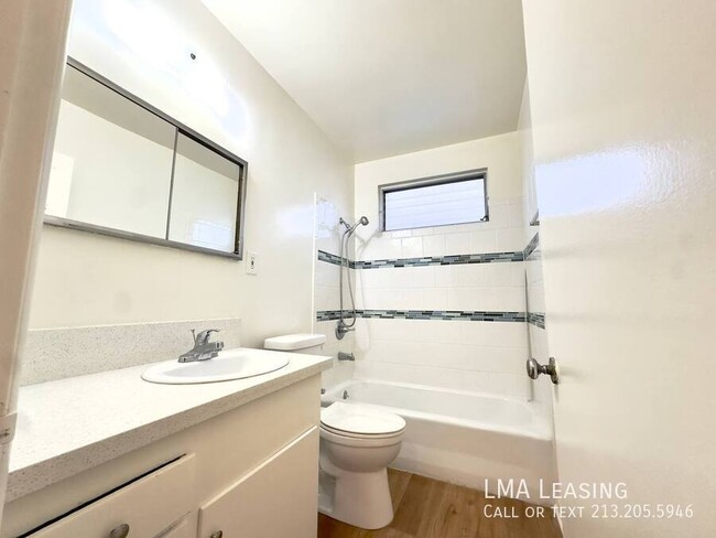 Building Photo - Charming 1-Bedroom Apartment in Prime Beve...