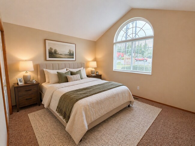 Building Photo - 42 E Hastings Rd