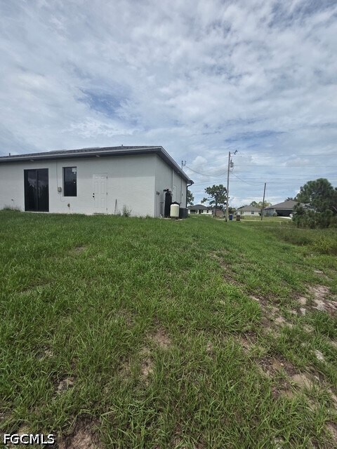 Building Photo - 432 Raymer St