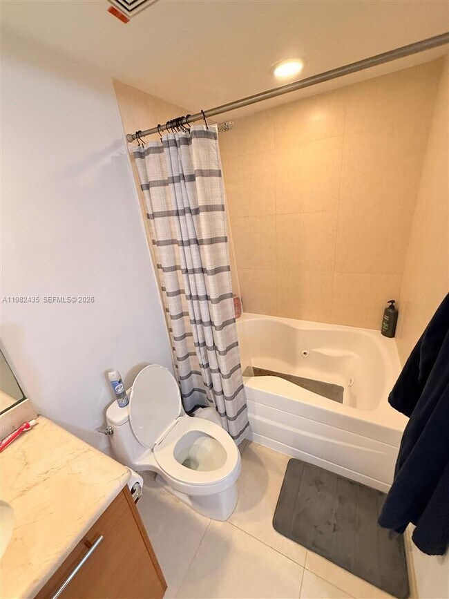 Building Photo - 50 Biscayne Blvd