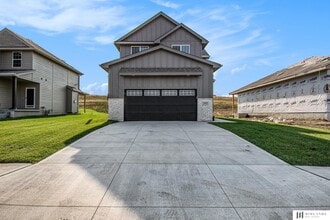 Building Photo - 15975 Kempten Crk Dr