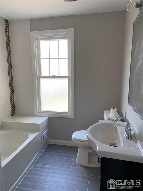 Building Photo - 131 Augusta St