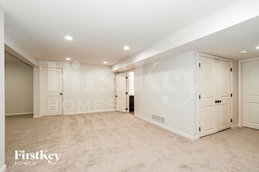 Building Photo - 634 Preston Trails Dr