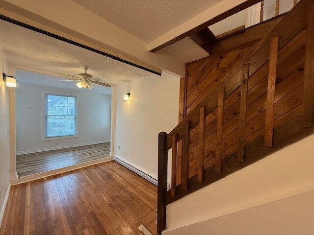 Building Photo - Cozy and Affordable 2 BED 1 BATH with a bonus office space!