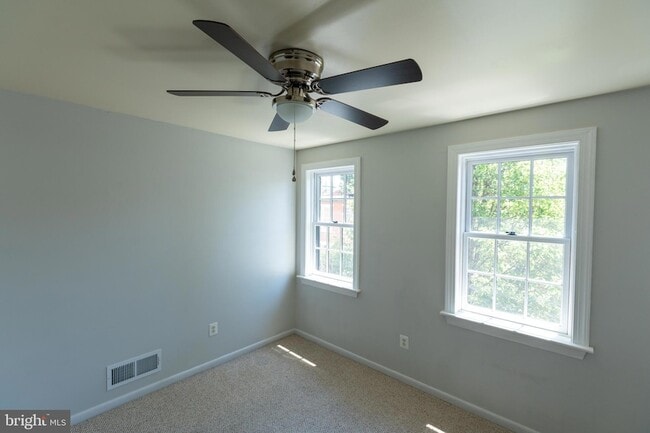 Building Photo - 640 Dover St