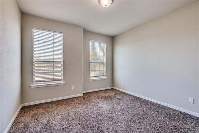 Building Photo - 713 Redding Dr