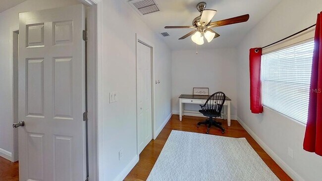 Building Photo - 3729 31st Ave S