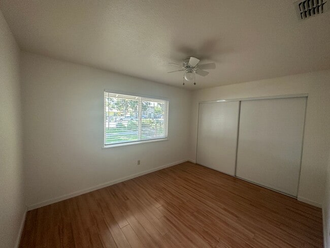 Building Photo - 17north