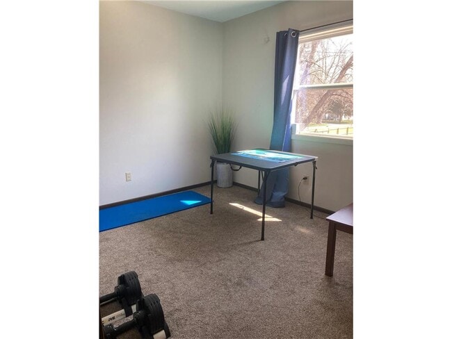 Building Photo - 311 W Bert St