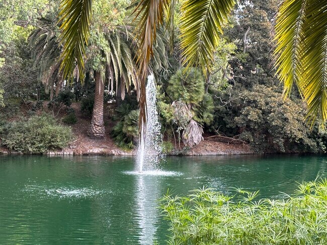 Building Photo - 7111 Raintree Cir