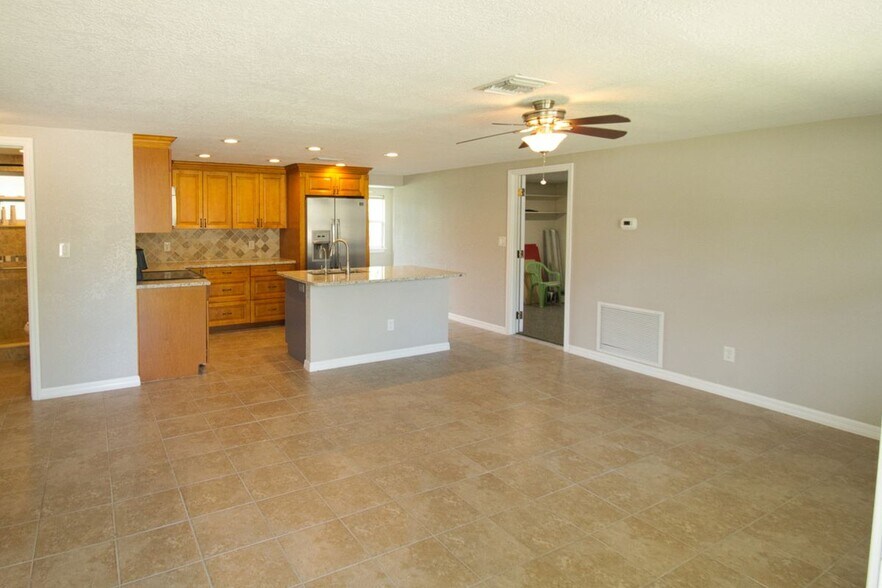 Building Photo - 4632 Salvia St