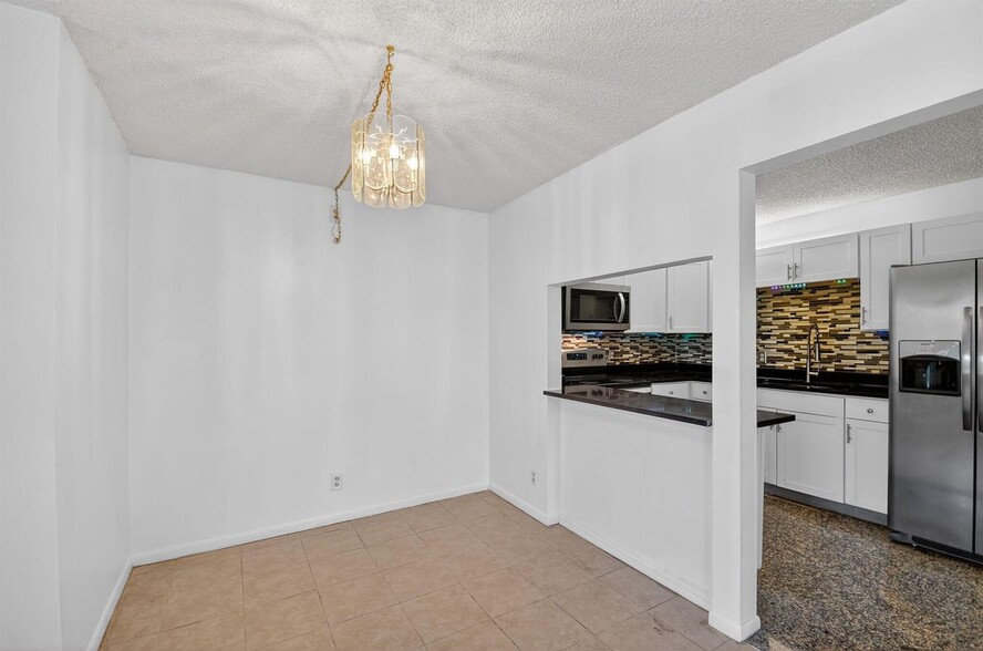 Building Photo - 4723 Sable Pine Cir