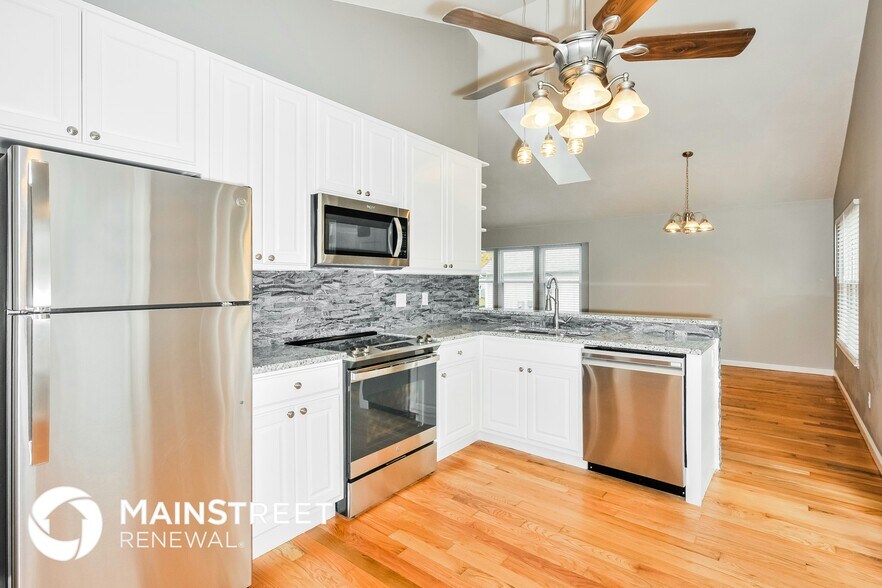 Building Photo - 3016 Plum Creek Dr