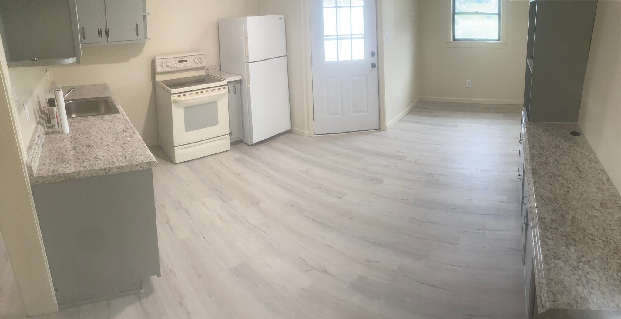 Kitchen1 - 533 Jackson Ave