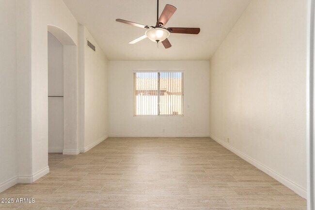 Building Photo - 6092 W Dublin Ln