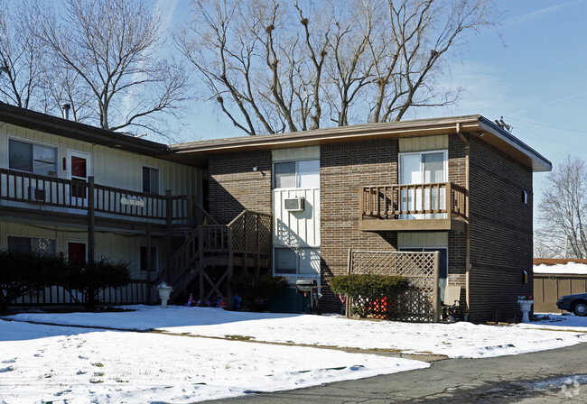 Building Photo - Shoreland's Harbor House