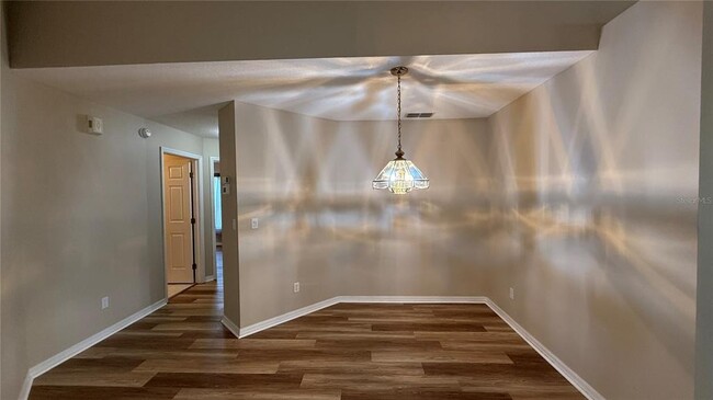 Building Photo - 137 Ridge View Dr