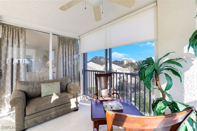 Building Photo - 6361 Pelican Bay Blvd