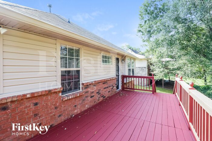 Building Photo - 5028 W Oak Highland Dr