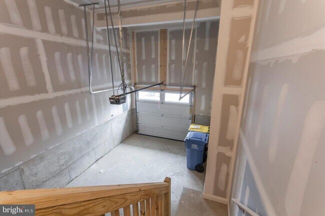 Building Photo - 236 Charles Ellis Dr