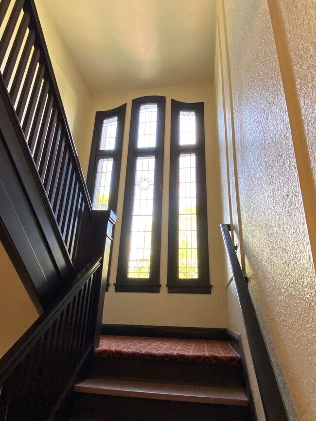 Building Photo - 4233 Nicollet Ave S