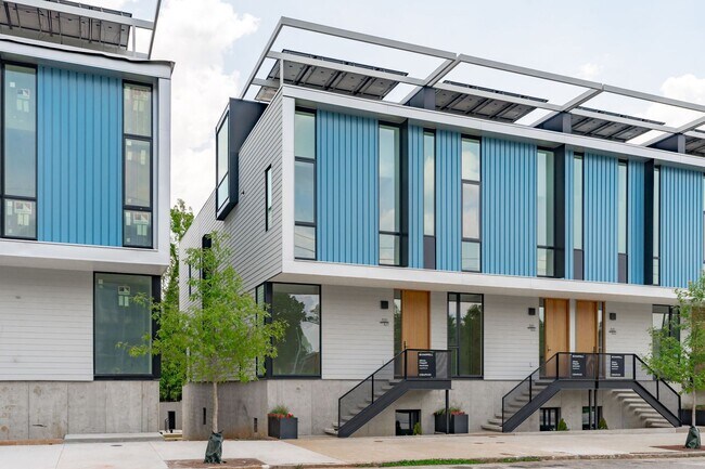 Primary Photo - Beautiful 3BD, 3.5BA Downtown Raleigh Townhome with an Additional Bonus Room, Walkable to Premier...