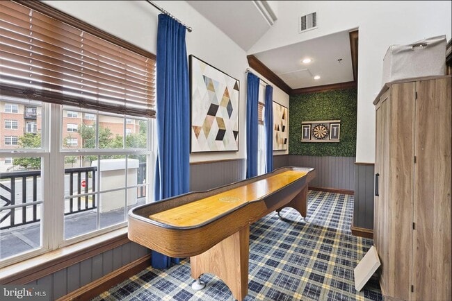 Building Photo - 12925 Centre Park Cir