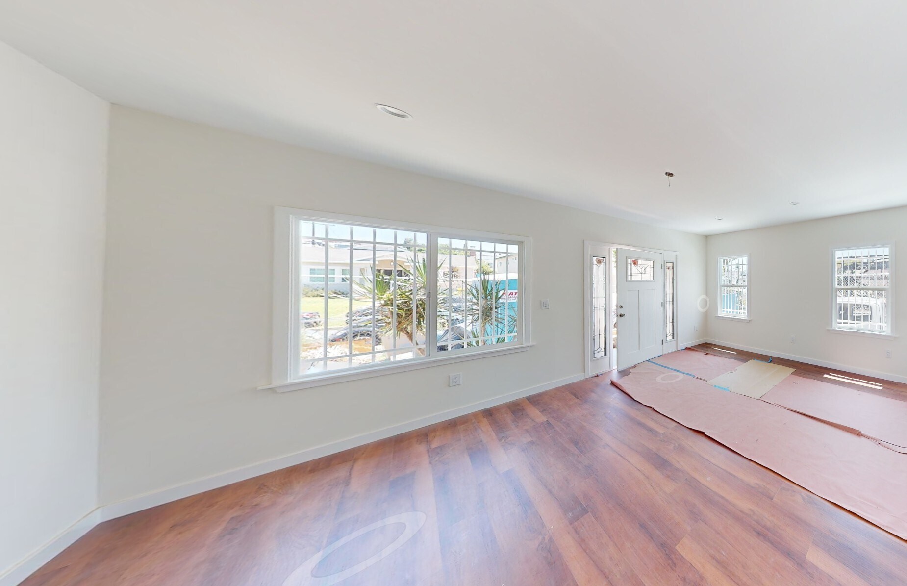 Building Photo - 1167 N Berendo St