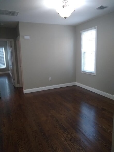 Living room - 747 Adams Ave