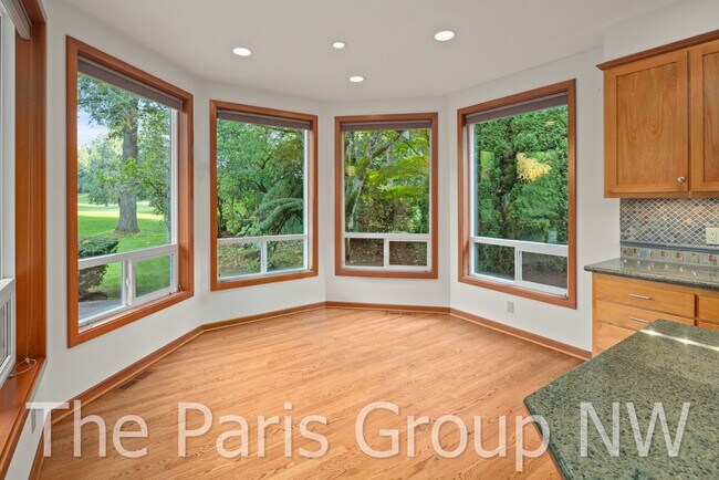 Building Photo - Gorgeous 3,400sf Golf Course Craftsman on ...