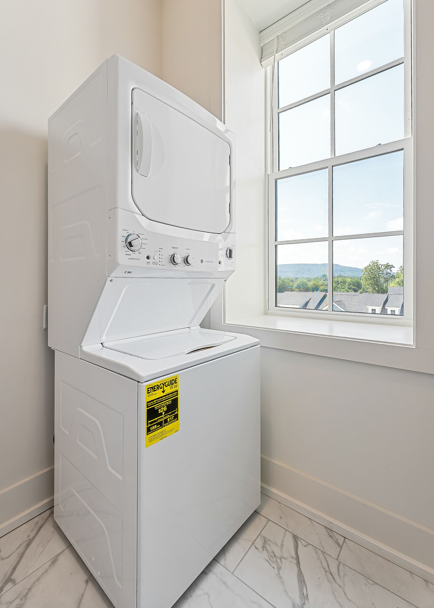 Building Photo - 211 W Colville St