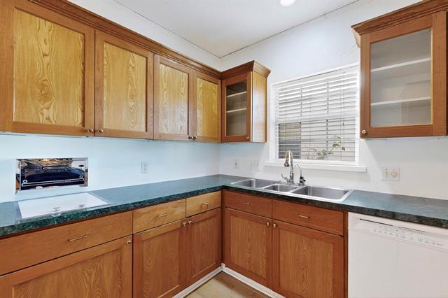 Building Photo - 4140 Normandy Ave