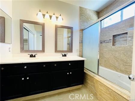 Building Photo - 83107 Greenbrier Dr
