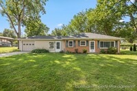 Building Photo - 3 bed, 1 bath home in NE GR