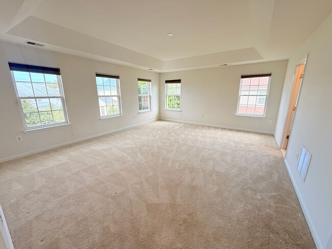 Building Photo - 3 Brushy Creek Cir