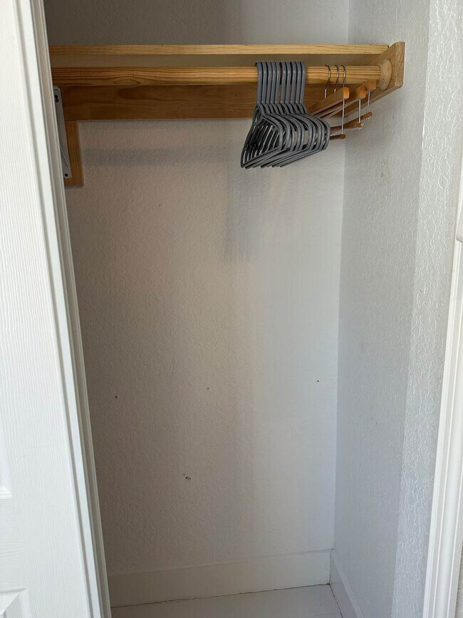 Building Photo - 1205 SW 146th Ct