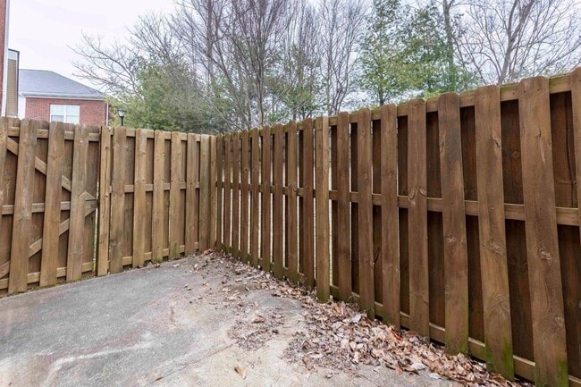 Building Photo - 301 S Dorsey Ln
