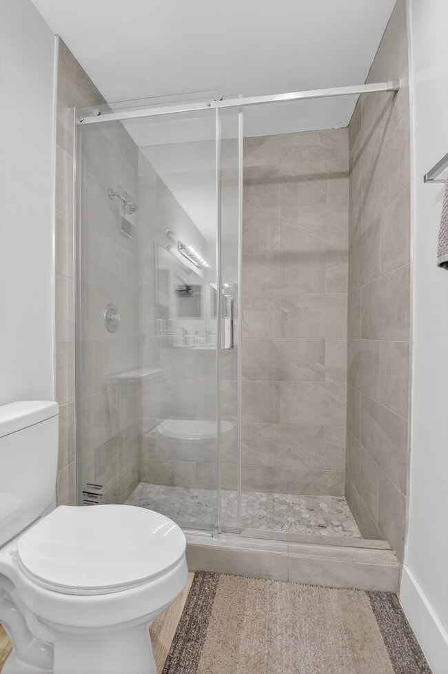 Building Photo - 8256 Summerbreeze Ln