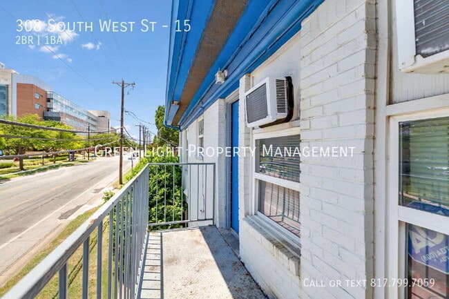 Building Photo - 308 S W St