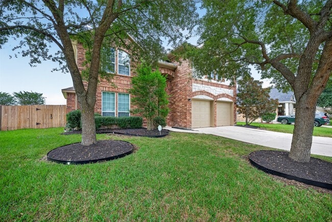 Building Photo - 4507 Lakefront Terrace Dr