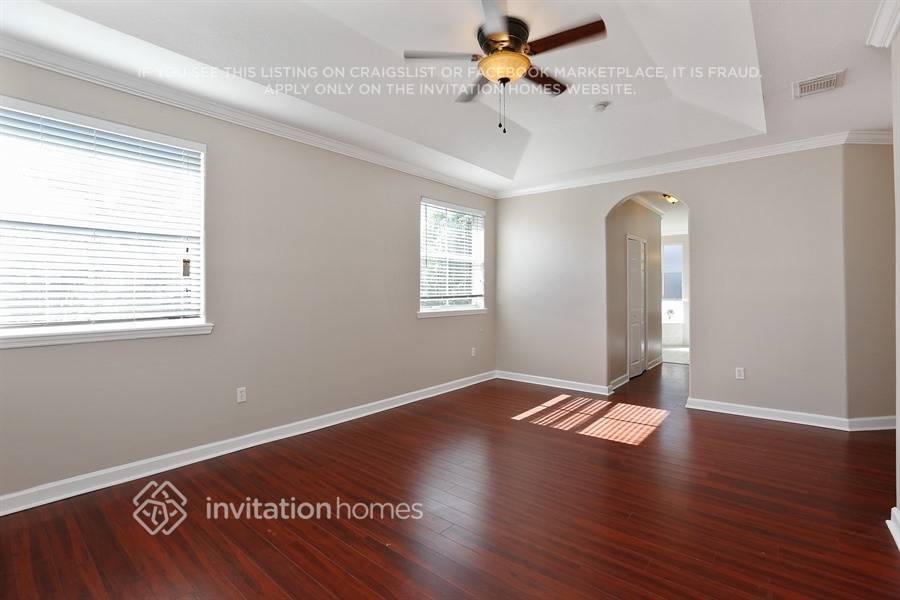 Building Photo - 14004 SW 154th St