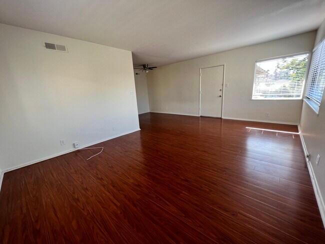 Living Room - Dining - 7123 Flight Ave